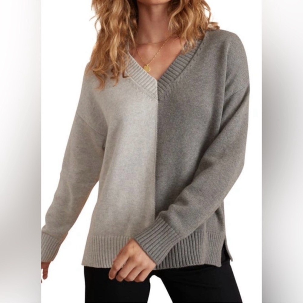 Marine Layer Gisel V-Neck Gray Color Block Sweater Size Small